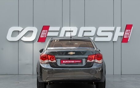 Chevrolet Cruze II, 2010 год, 620 000 рублей, 4 фотография