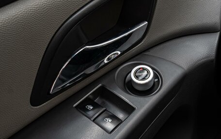 Chevrolet Cruze II, 2010 год, 620 000 рублей, 16 фотография