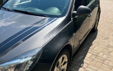 Opel Insignia II рестайлинг, 2011 год, 860 000 рублей, 3 фотография