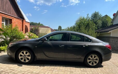 Opel Insignia II рестайлинг, 2011 год, 860 000 рублей, 9 фотография