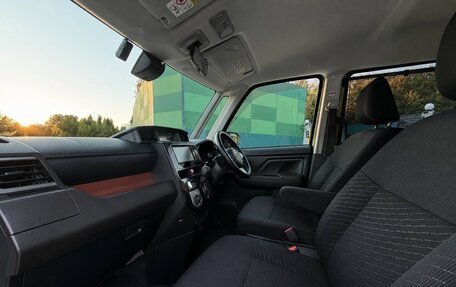 Toyota Roomy I, 2016 год, 1 100 000 рублей, 2 фотография