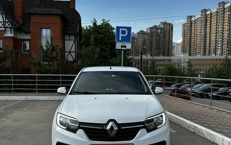 Renault Logan II, 2020 год, 990 000 рублей, 1 фотография