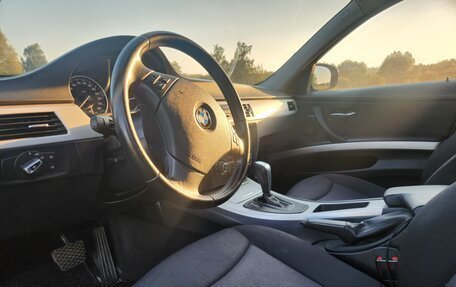 BMW 3 серия, 2011 год, 7 фотография