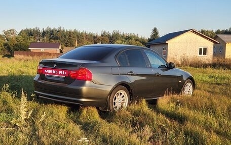BMW 3 серия, 2011 год, 4 фотография