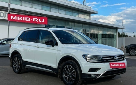 Volkswagen Tiguan II, 2020 год, 3 097 000 рублей, 3 фотография