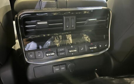 Toyota Land Cruiser, 2026 год, 15 500 000 рублей, 12 фотография