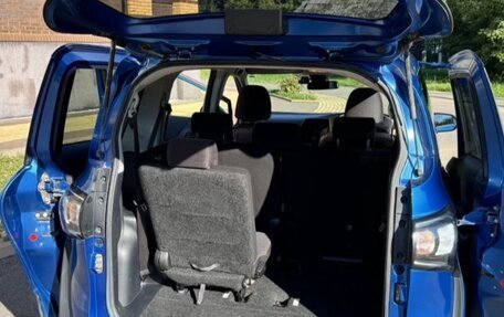 Toyota Sienta II, 2019 год, 1 350 000 рублей, 10 фотография