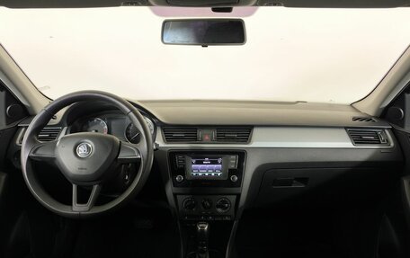 Skoda Rapid I, 2016 год, 1 030 000 рублей, 13 фотография