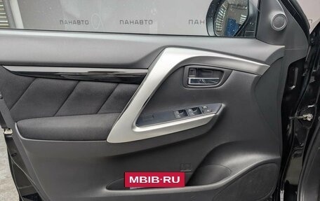 Mitsubishi Pajero Sport III рестайлинг, 2019 год, 3 097 000 рублей, 5 фотография