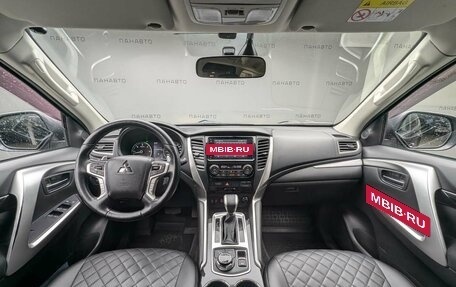 Mitsubishi Pajero Sport III рестайлинг, 2019 год, 3 097 000 рублей, 6 фотография