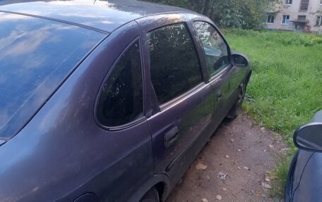 Opel Vectra B рестайлинг, 1997 год, 100 000 рублей, 4 фотография