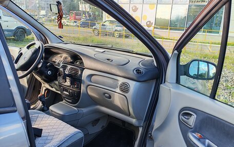Renault Scenic III, 2002 год, 290 000 рублей, 8 фотография