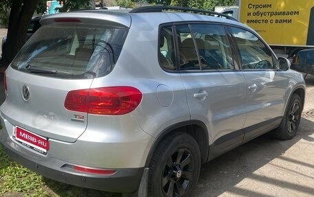 Volkswagen Tiguan I, 2013 год, 950 000 рублей, 3 фотография