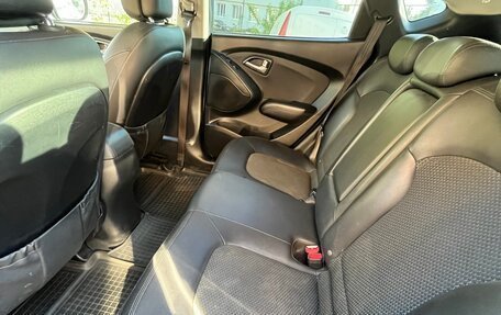 Hyundai ix35 I рестайлинг, 2010 год, 1 050 000 рублей, 6 фотография