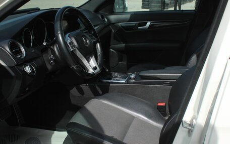 Mercedes-Benz C-Класс, 2012 год, 1 300 000 рублей, 14 фотография