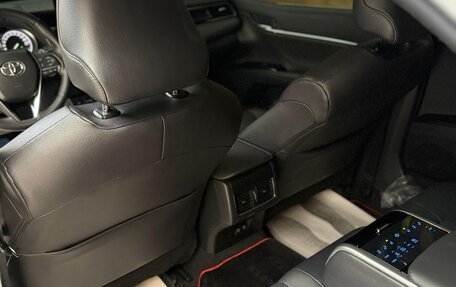 Toyota Camry, 2021 год, 3 550 000 рублей, 29 фотография