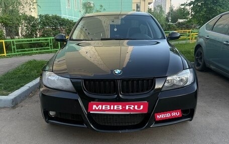 BMW 3 серия, 2007 год, 500 000 рублей, 1 фотография