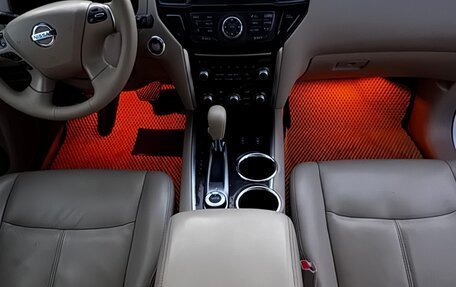 Nissan Pathfinder, 2015 год, 1 550 000 рублей, 15 фотография