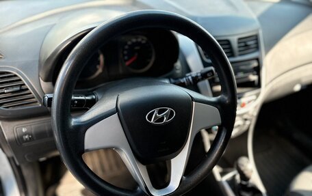 Hyundai Solaris II рестайлинг, 2012 год, 662 000 рублей, 10 фотография