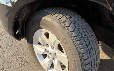 Toyota Land Cruiser Prado 120 рестайлинг, 2004 год, 1 650 000 рублей, 19 фотография