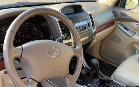 Toyota Land Cruiser Prado 120 рестайлинг, 2004 год, 1 650 000 рублей, 18 фотография