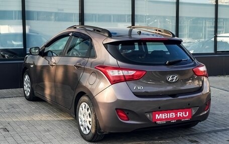 Hyundai i30 II рестайлинг, 2014 год, 885 000 рублей, 3 фотография