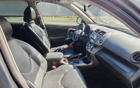 Toyota RAV4, 2006 год, 1 070 000 рублей, 7 фотография