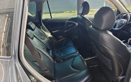 Toyota RAV4, 2006 год, 1 070 000 рублей, 8 фотография