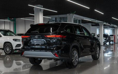 Toyota Highlander, 2026 год, 5 350 000 рублей, 4 фотография