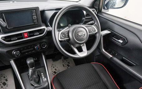 Daihatsu Rocky, 2021 год, 1 499 000 рублей, 10 фотография