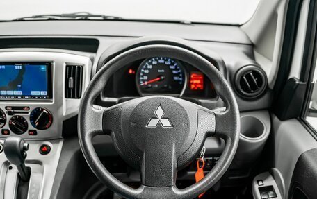 Mitsubishi Delica D:3, 2011 год, 1 275 000 рублей, 10 фотография