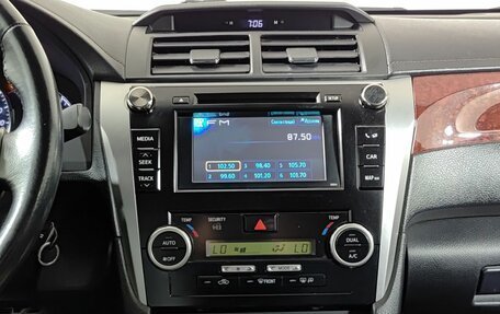 Toyota Camry, 2011 год, 1 480 000 рублей, 18 фотография