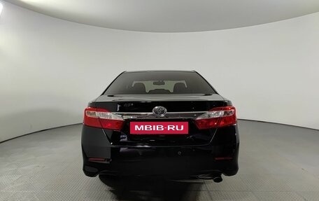 Toyota Camry, 2011 год, 1 480 000 рублей, 7 фотография