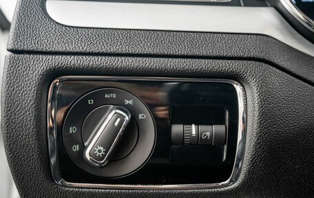 Skoda Superb III рестайлинг, 2014 год, 1 175 000 рублей, 16 фотография