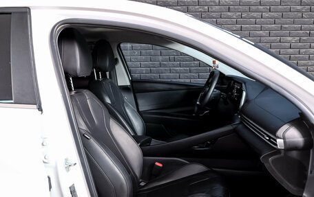 Hyundai Elantra, 2021 год, 2 000 000 рублей, 10 фотография