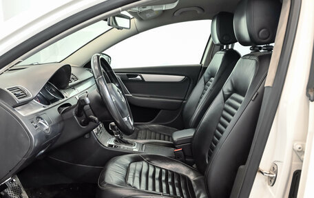 Volkswagen Passat B7, 2012 год, 1 000 000 рублей, 5 фотография