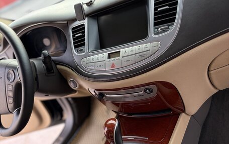 Hyundai Genesis I рестайлинг, 2011 год, 860 000 рублей, 16 фотография