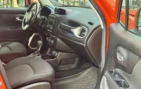 Jeep Renegade I рестайлинг, 2018 год, 1 750 000 рублей, 4 фотография