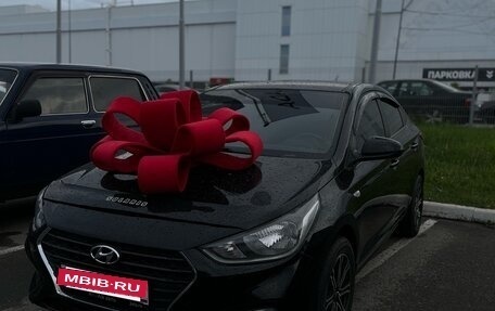Hyundai Solaris II рестайлинг, 2017 год, 1 100 000 рублей, 2 фотография