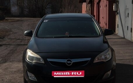 Opel Astra J, 2012 год, 350 000 рублей, 2 фотография
