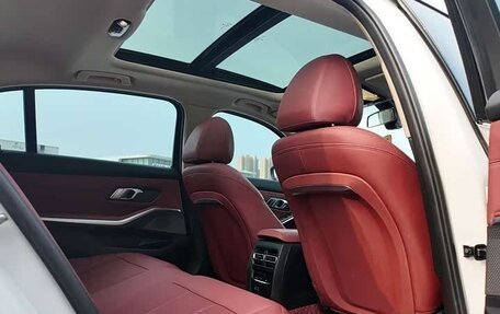 BMW 3 серия, 2023 год, 2 670 000 рублей, 9 фотография