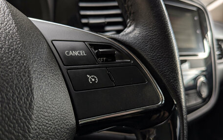 Mitsubishi Outlander III рестайлинг 3, 2019 год, 2 149 500 рублей, 19 фотография