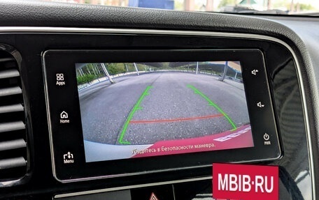 Mitsubishi Outlander III рестайлинг 3, 2019 год, 2 149 500 рублей, 20 фотография