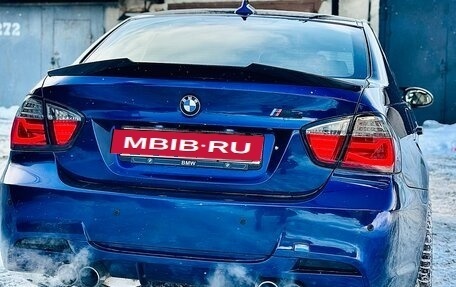 BMW 3 серия, 2005 год, 1 590 000 рублей, 10 фотография
