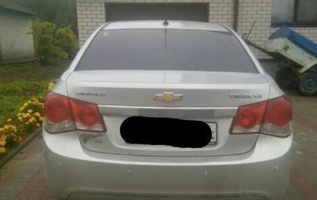 Chevrolet Cruze II, 2011 год, 699 000 рублей, 4 фотография