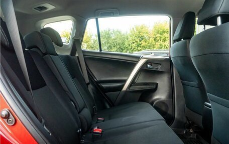 Toyota RAV4, 2014 год, 2 150 000 рублей, 33 фотография