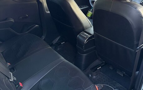 Hyundai Solaris II рестайлинг, 2017 год, 1 000 000 рублей, 6 фотография
