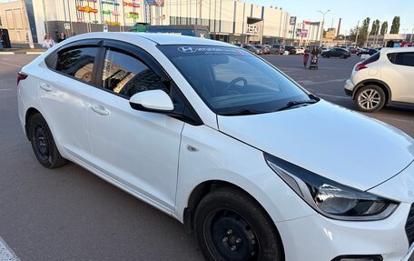 Hyundai Solaris II рестайлинг, 2017 год, 1 000 000 рублей, 15 фотография