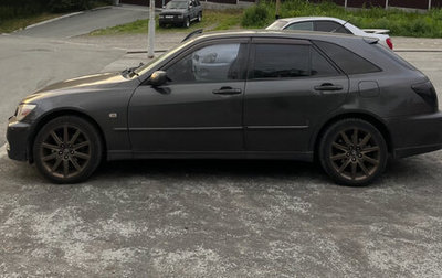 Toyota Altezza, 2003 год, 690 000 рублей, 1 фотография