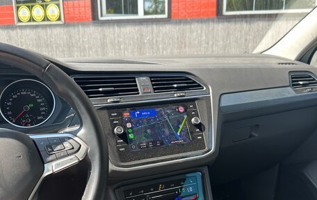 Volkswagen Tiguan II, 2021 год, 2 500 000 рублей, 11 фотография